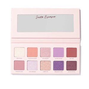 Suite Escape Eyeshadow palette